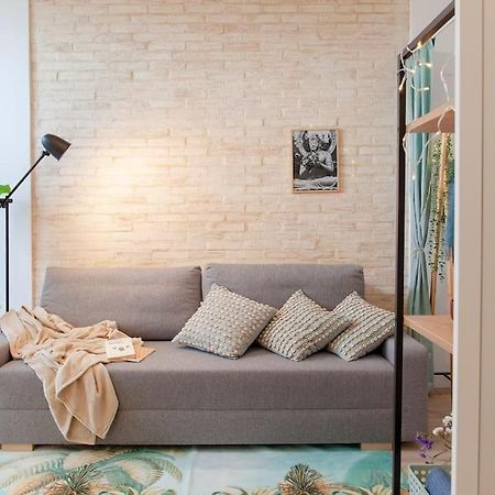 Al5 Seaside Bliss-Stylish Loft Steps From Malvarrosa Valencia Exterior photo
